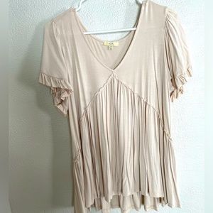 Short Sleeve Flowy Oversized Women’s Boutique Top Size S